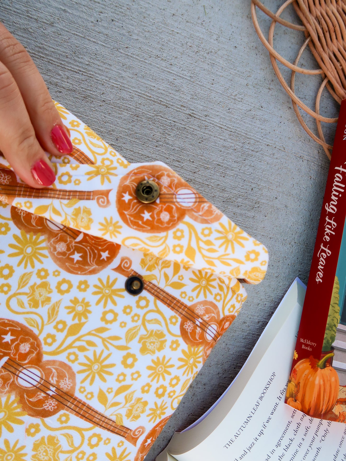 The Showgirl Deluxe Double Snap Book Sleeve