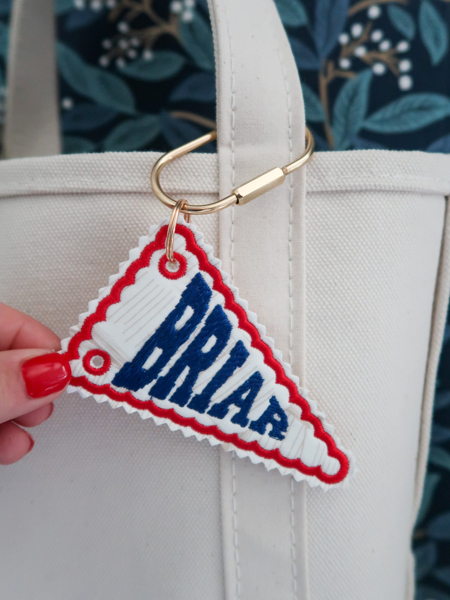 BRIAR COLLEGE Embroidered Bag Tag HOCKEY FAN