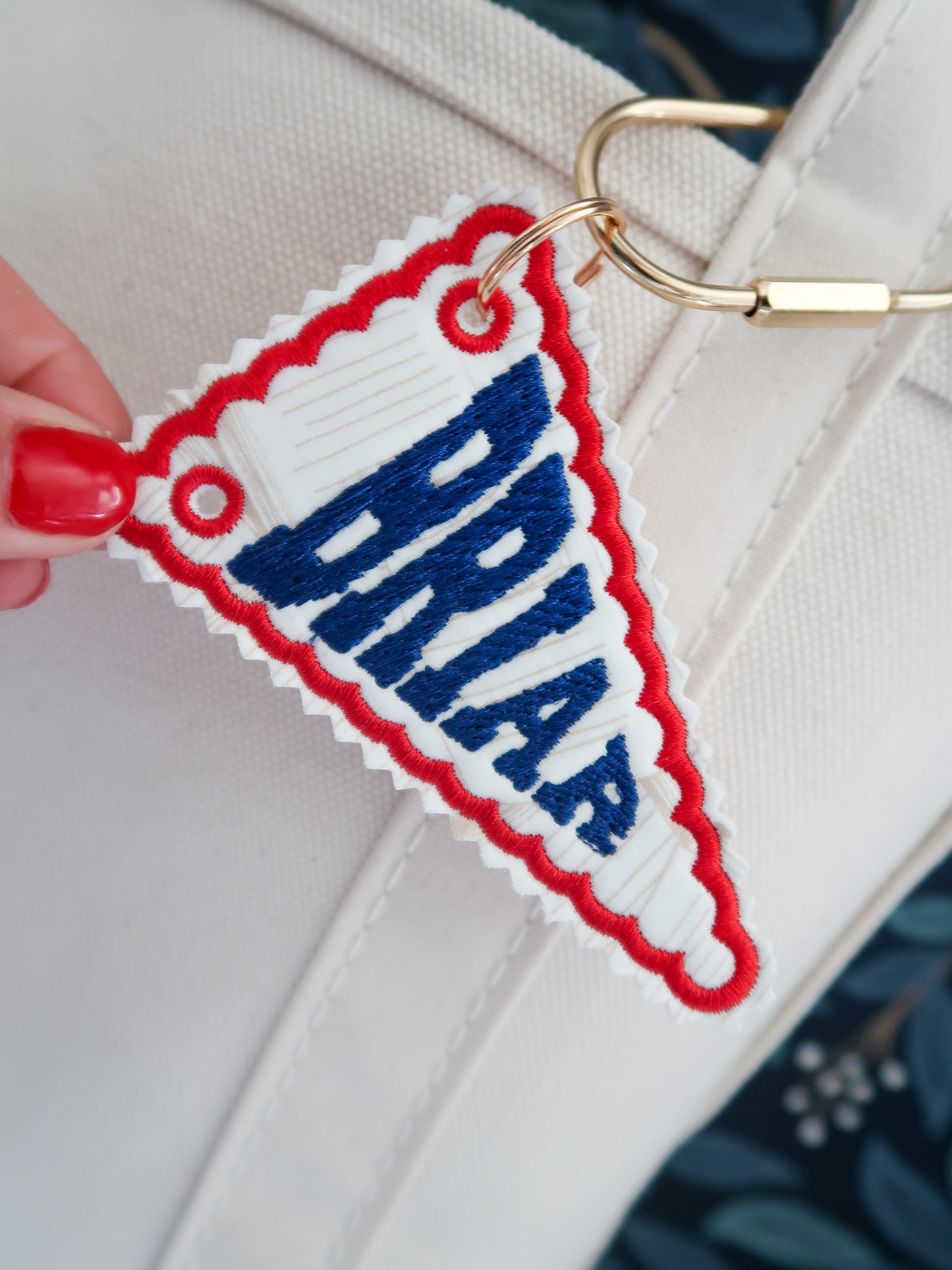 BRIAR COLLEGE Embroidered Bag Tag HOCKEY FAN