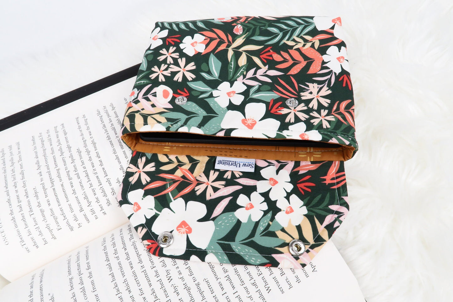 Deluxe Book Sleeve Full cover High End Custom Gift BookTok Kindle Cover Kindle Sleeve Kindle Case Book Accessory Green Spring Floral Gen Z