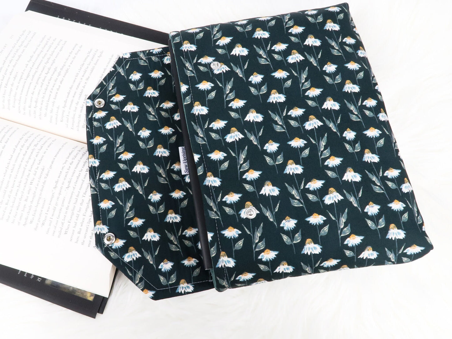 Deluxe Book Sleeve Full cover High End Custom Gift BookTok Kindle Cover Kindle Sleeve Kindle Case Book Accessory Daisy Teal Floral Gen Z