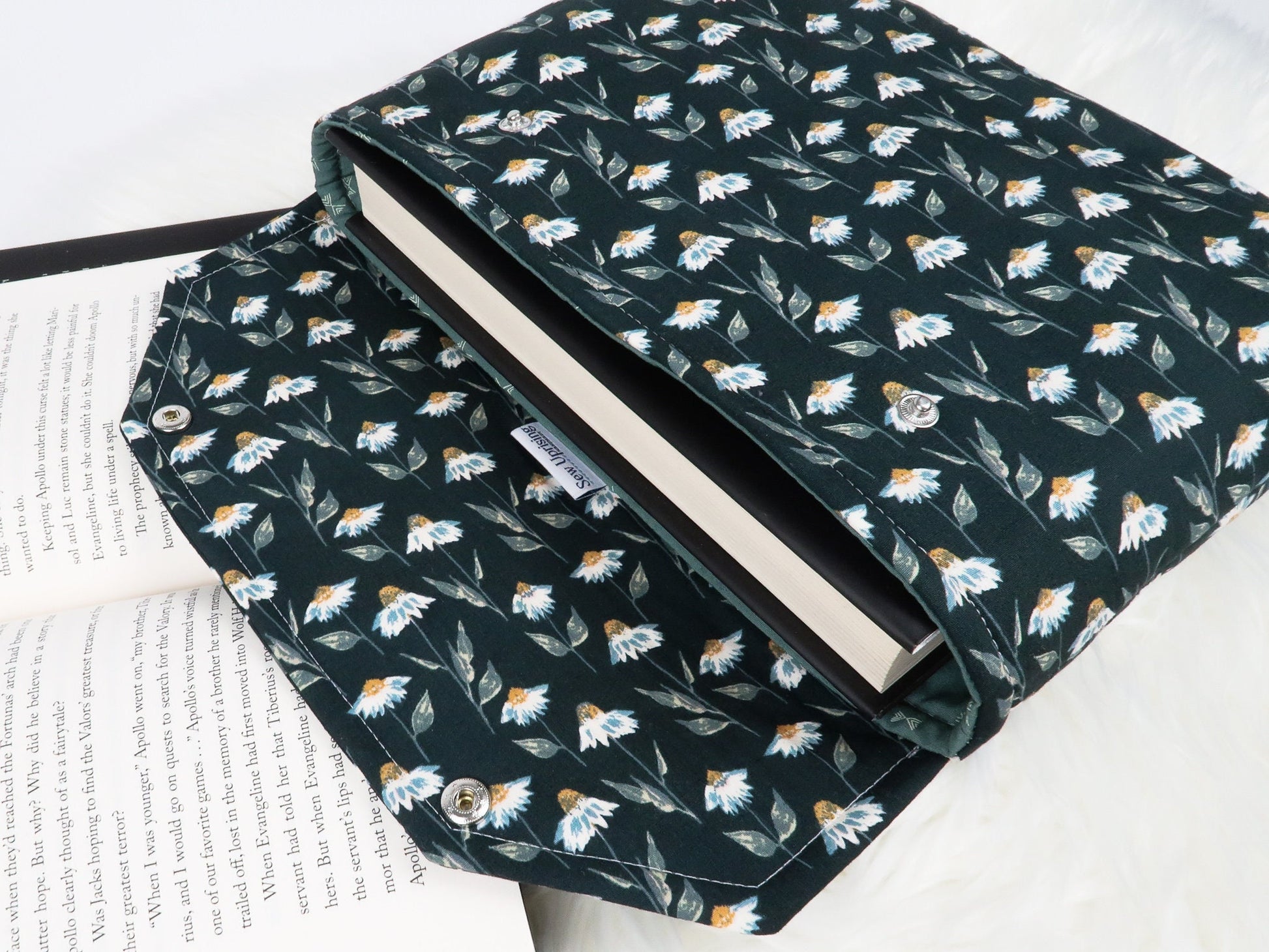 Deluxe Book Sleeve Full cover High End Custom Gift BookTok Kindle Cover Kindle Sleeve Kindle Case Book Accessory Daisy Teal Floral Gen Z