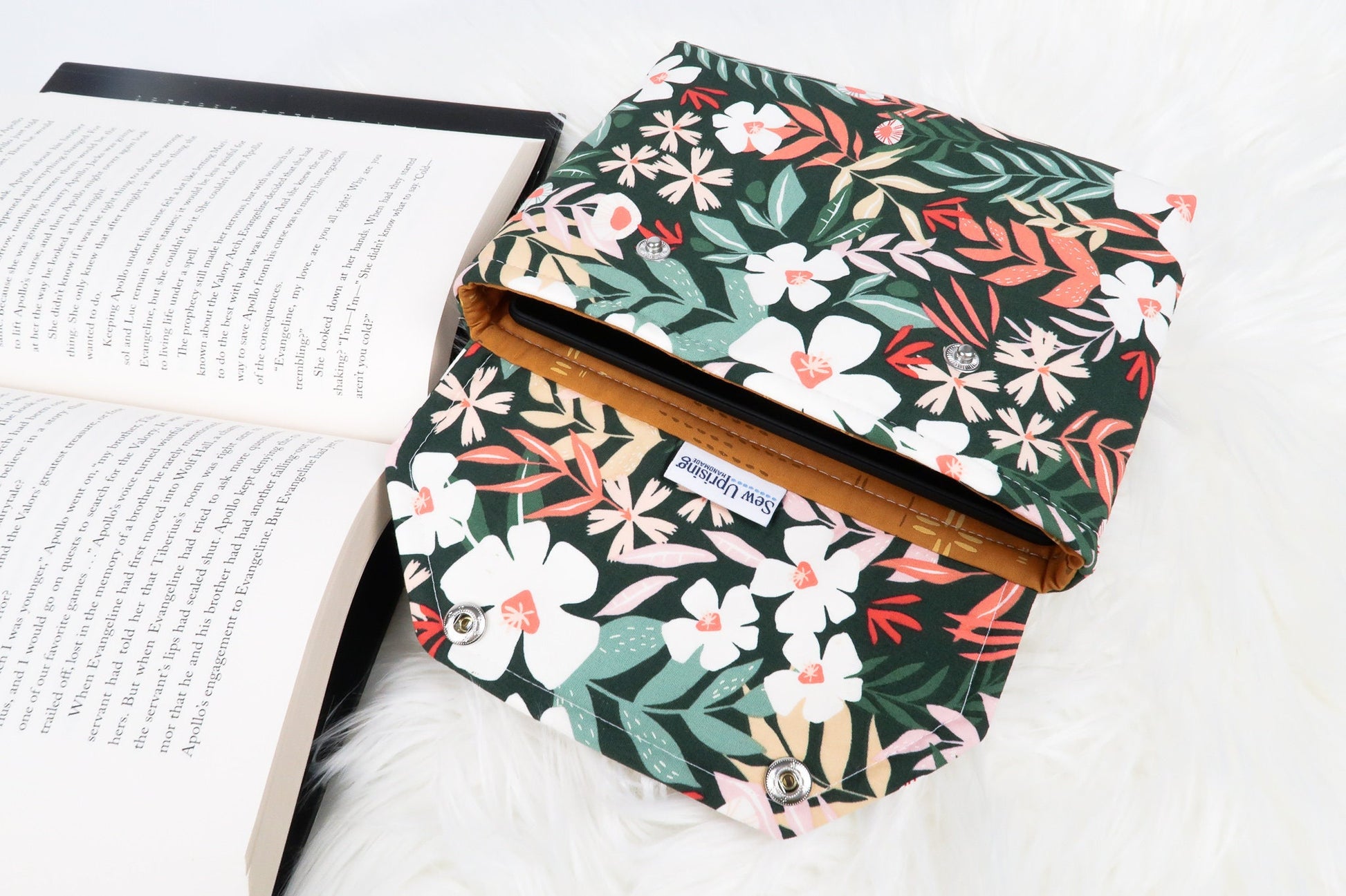 Deluxe Book Sleeve Full cover High End Custom Gift BookTok Kindle Cover Kindle Sleeve Kindle Case Book Accessory Green Spring Floral Gen Z