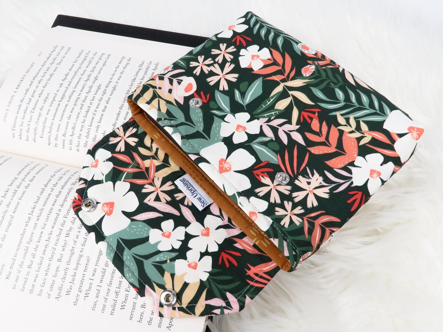 Deluxe Book Sleeve Full cover High End Custom Gift BookTok Kindle Cover Kindle Sleeve Kindle Case Book Accessory Green Spring Floral Gen Z