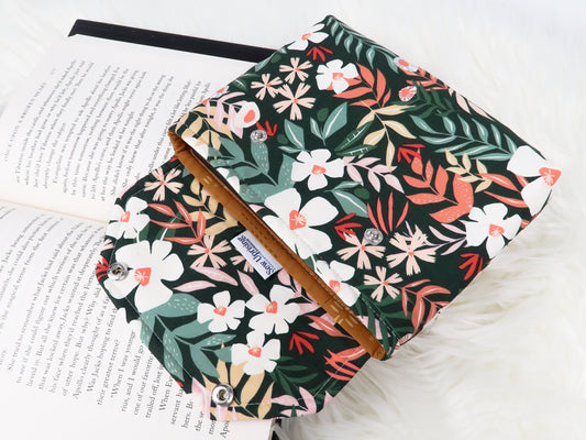 Deluxe Book Sleeve Full cover High End Custom Gift BookTok Kindle Cover Kindle Sleeve Kindle Case Book Accessory Green Spring Floral Gen Z
