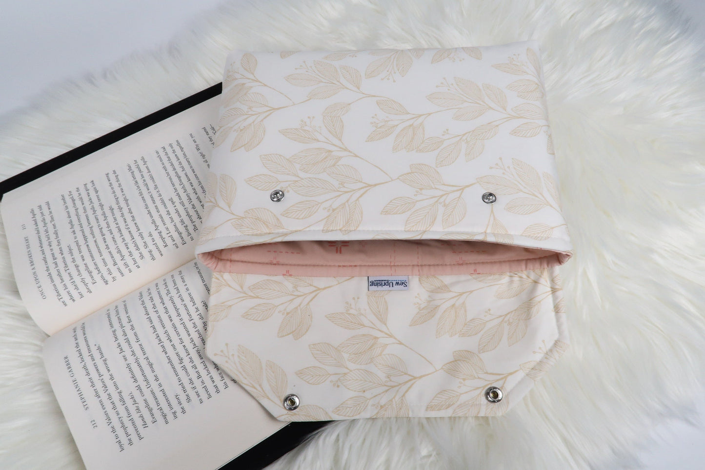 Deluxe Book Sleeve Full cover High End Custom Gift BookTok Kindle Cover Kindle Sleeve Kindle Case Book Accessory Cream Pink Leaf Minimal