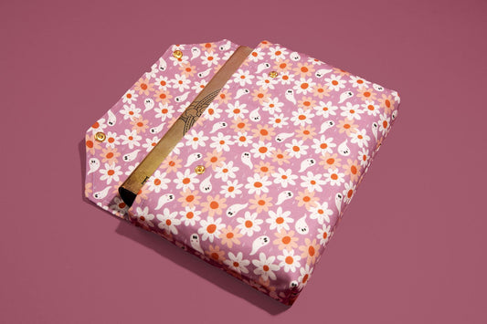 Protective envelope booksleeve with snap closure Full coverage book sleeve with padding Protective kindle case for fall halloween GHOSTIES