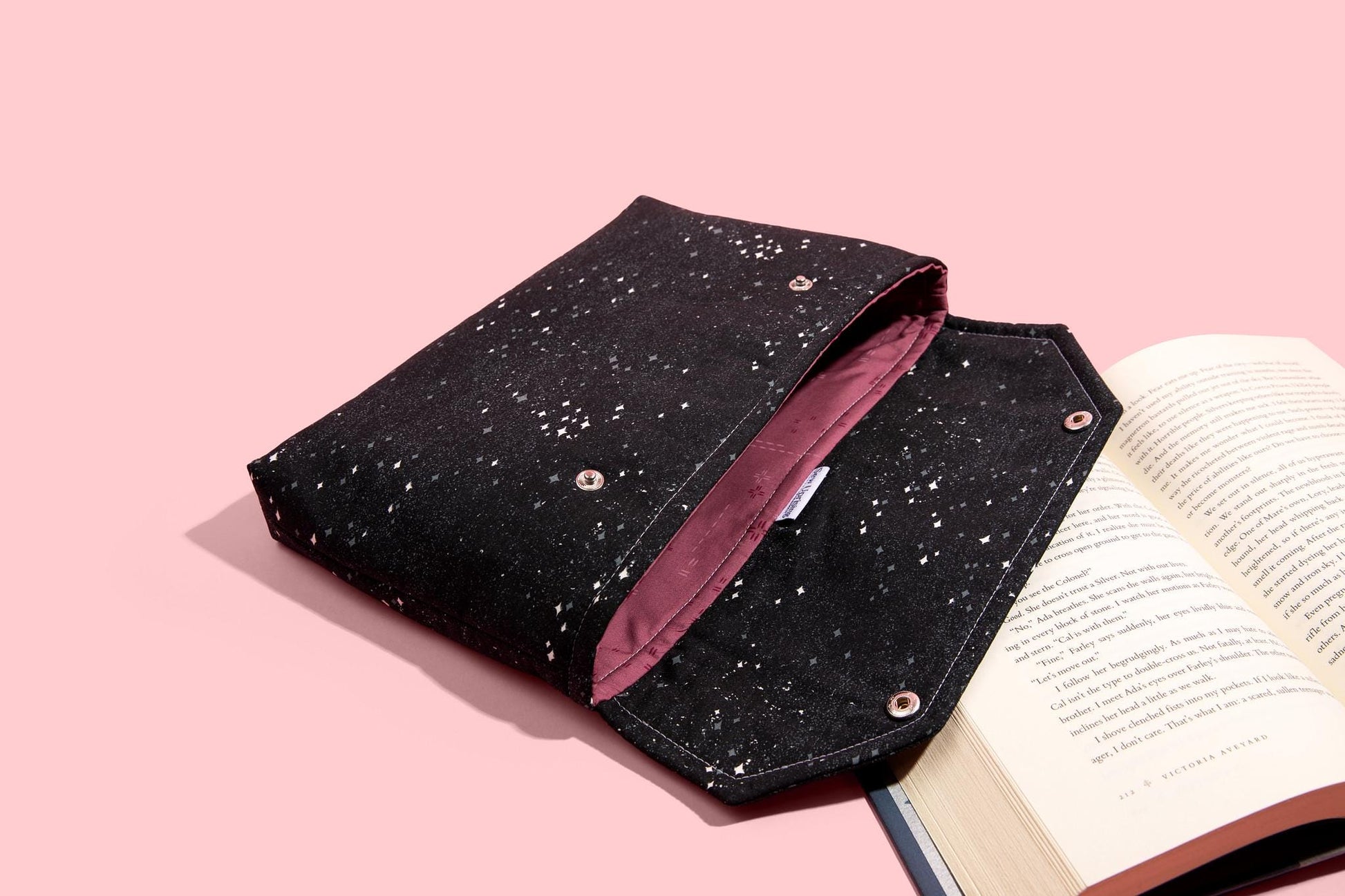 Envelope Book Sleeve with Closure Deluxe Book Sleeve Full cover High End Custom Gift BookTok Floral Designer Violet Star Night Court Lord