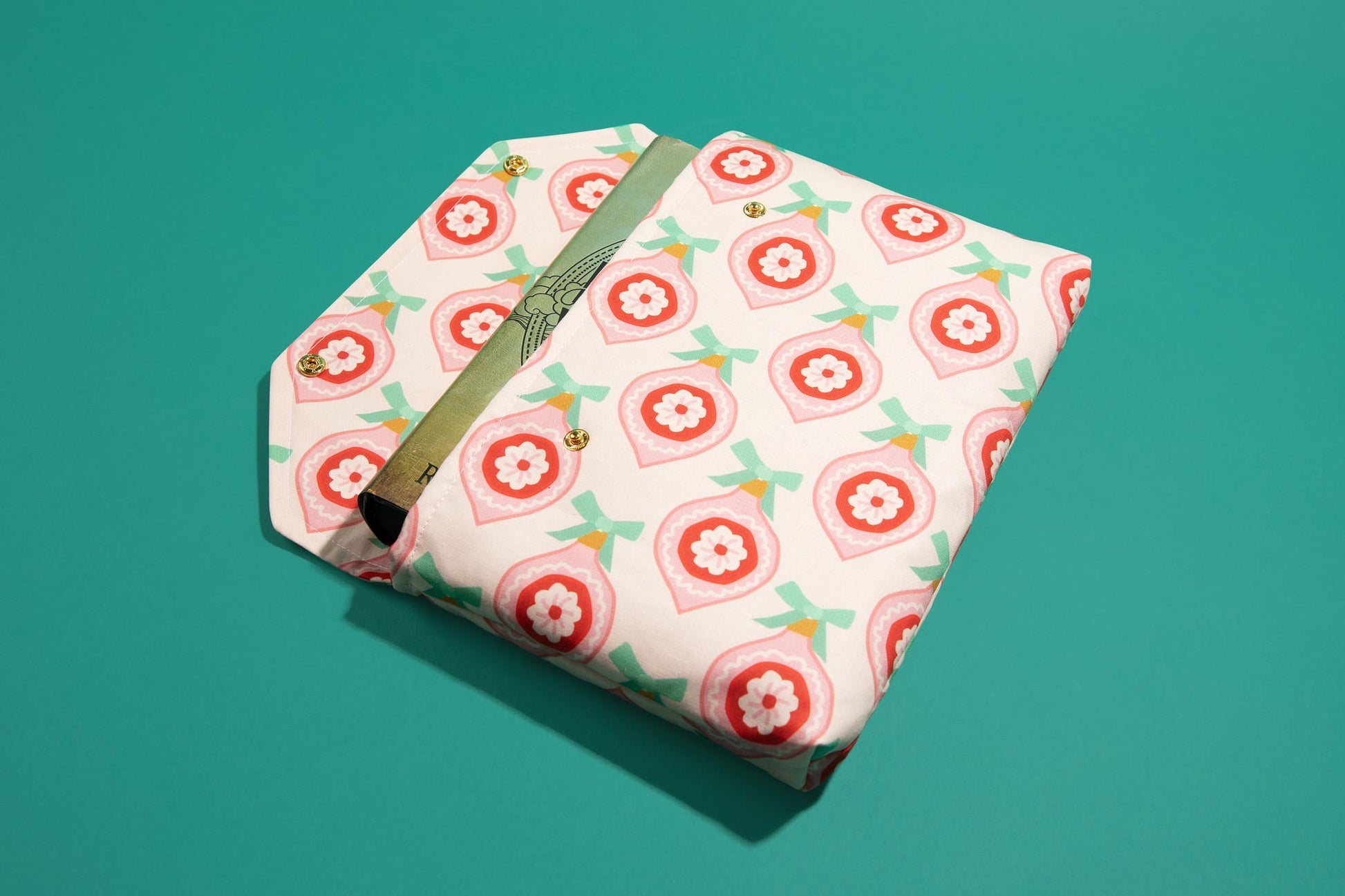 Protective envelope booksleeve with snap closure Full coverage book sleeve with padding Protective kindle case for winter ornament christmas