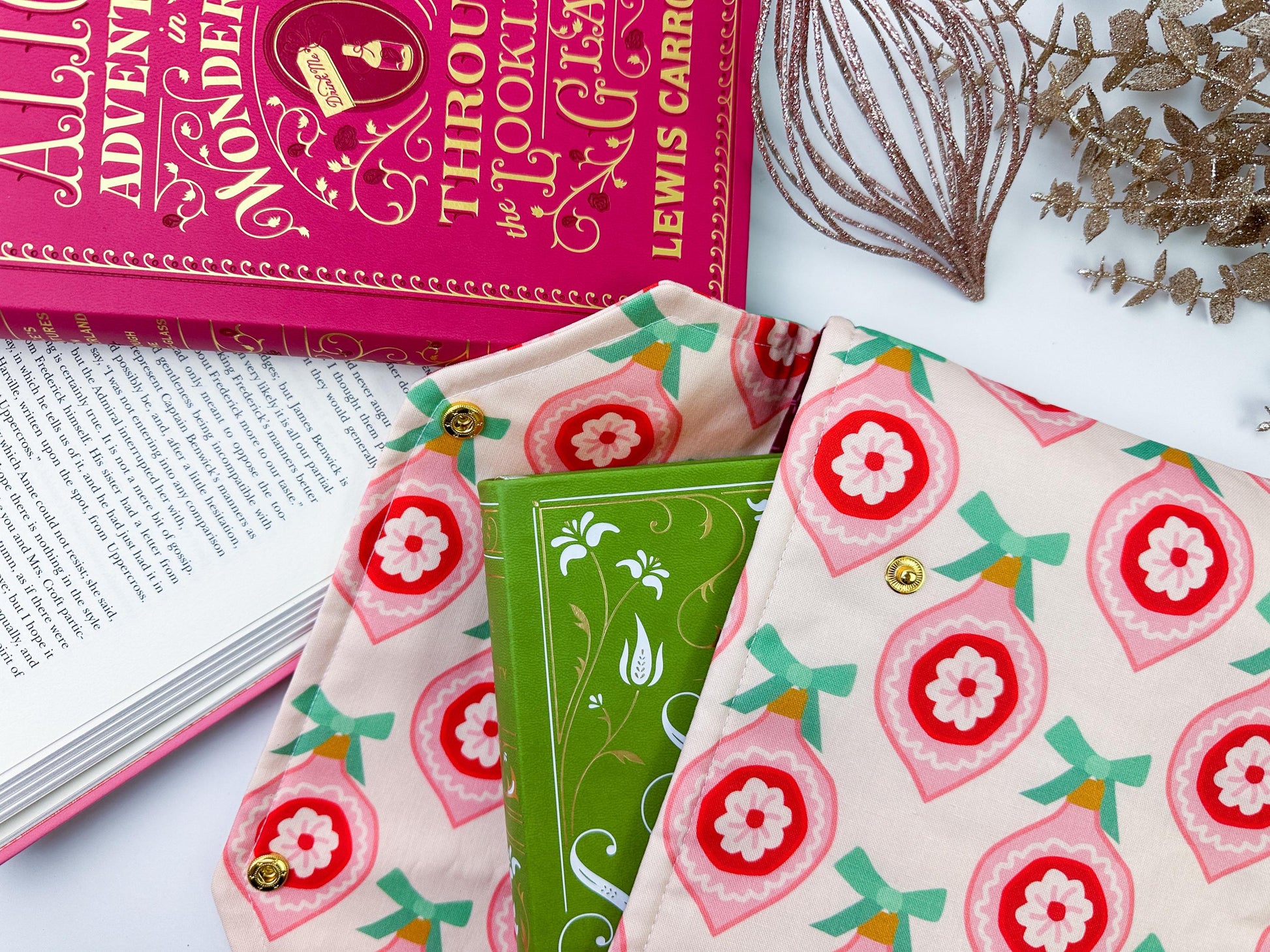 Protective envelope booksleeve with snap closure Full coverage book sleeve with padding Protective kindle case for winter ornament christmas