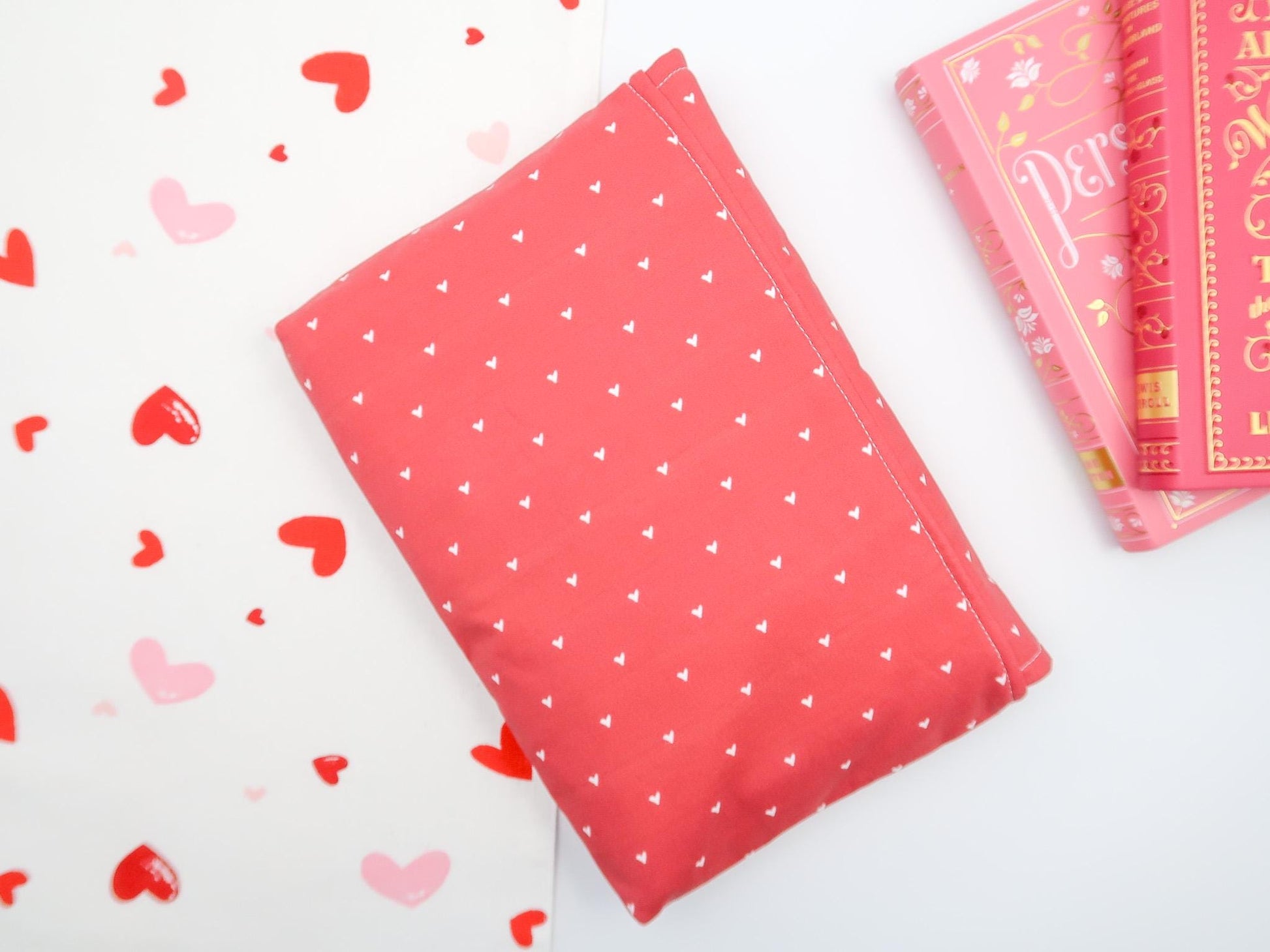 Envelope Book Sleeve with Closure Deluxe Book Sleeve Full cover High End Custom Gift BookTok Protective Valentine Red Heart Book Sleeve