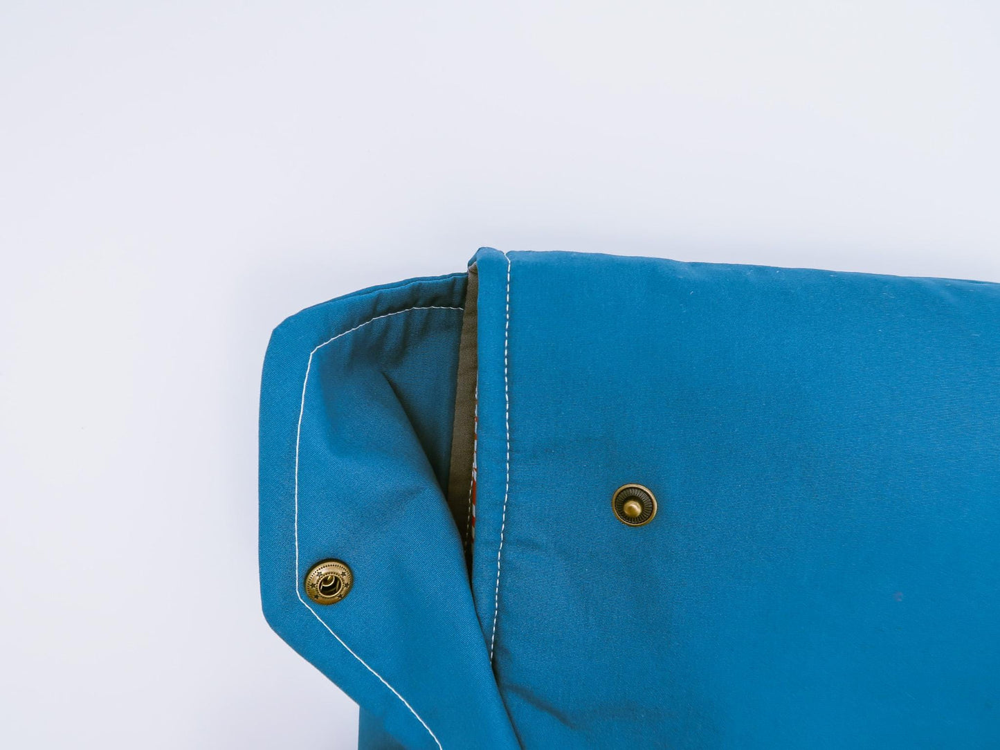 Envelope Book Sleeve with Closure Deluxe Book Sleeve Full cover High End Custom Gift BookTok Floral Designer Cream Men Protective book Lake