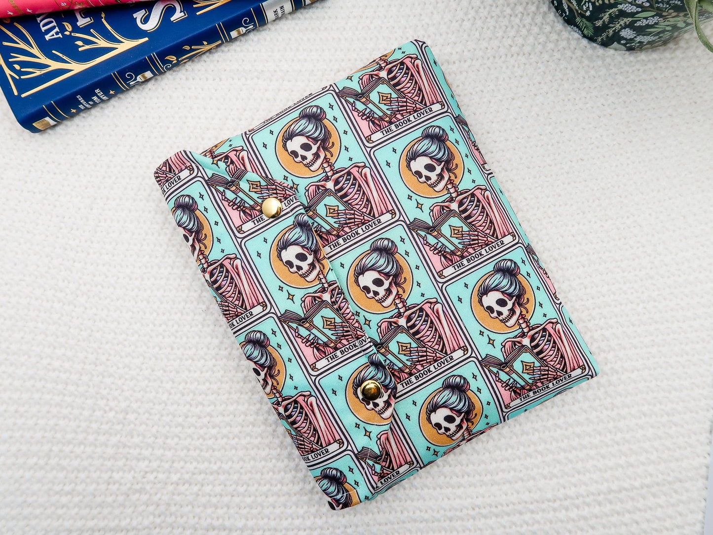 Envelope Book Sleeve with Secure Snap Closure BookSleeve Full cover High End Custom Gift BookTok Floral Designer Protective Romantasy Tarot