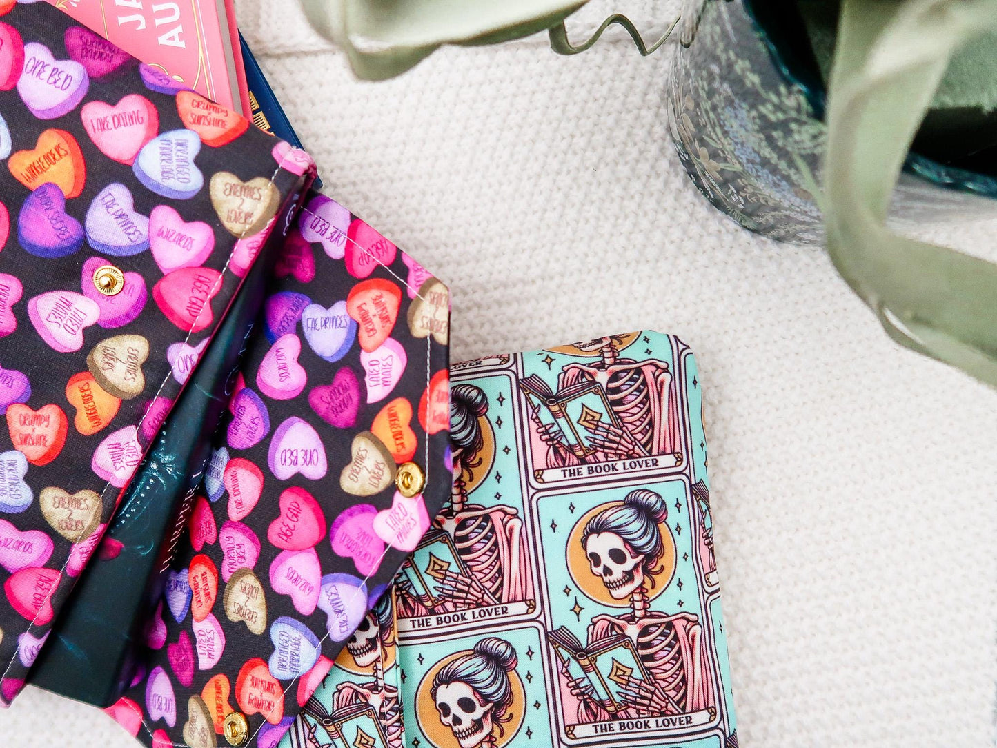 Envelope Book Sleeve with Secure Snap Closure BookSleeve Full cover High End Custom Gift BookTok Floral Designer Protective Romantasy Tarot