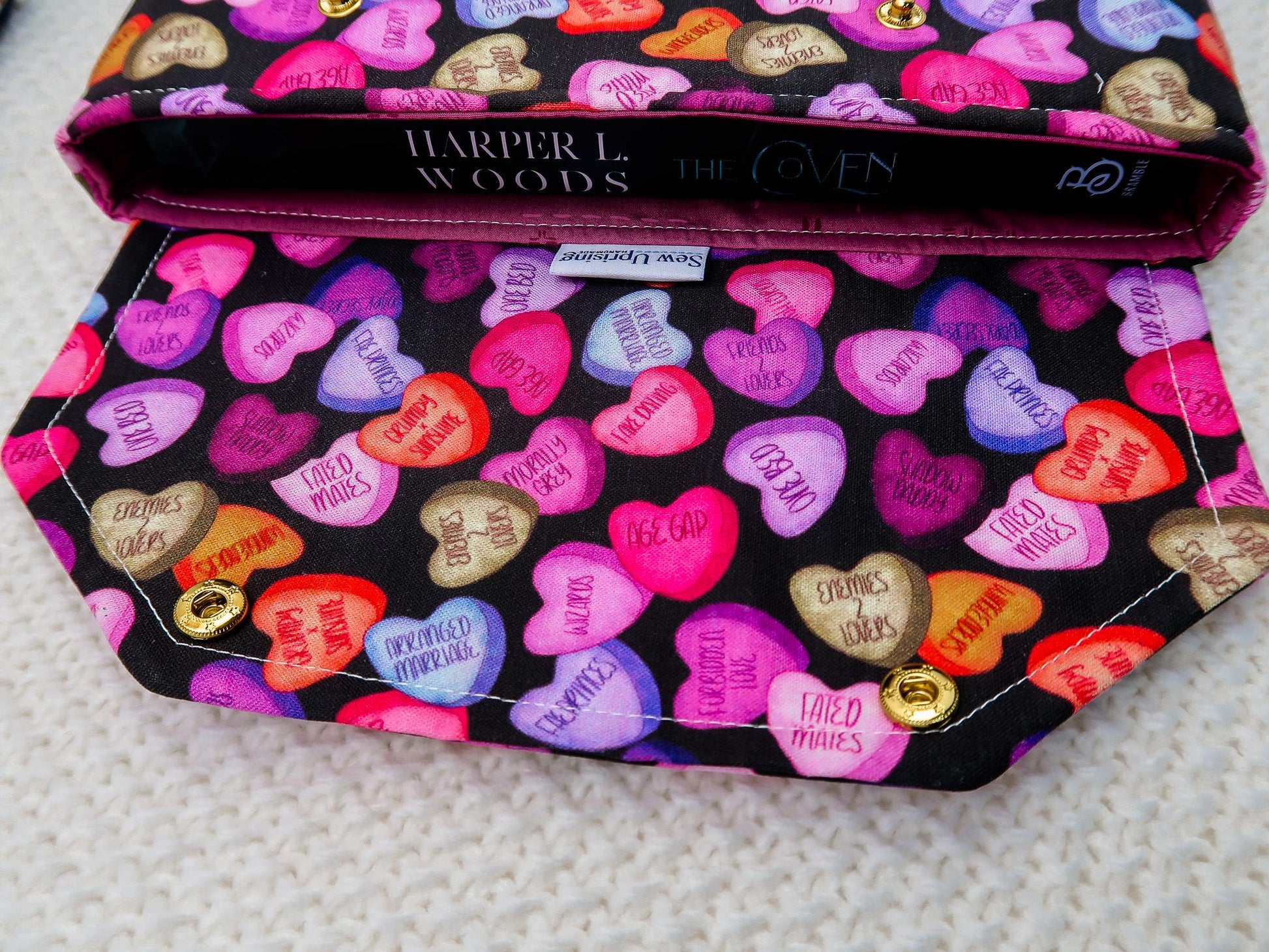 Envelope Book Sleeve with Secure Snap Closure BookSleeve Full cover High End Custom Gift BookTok Floral Designer Protective Romantasy Trope