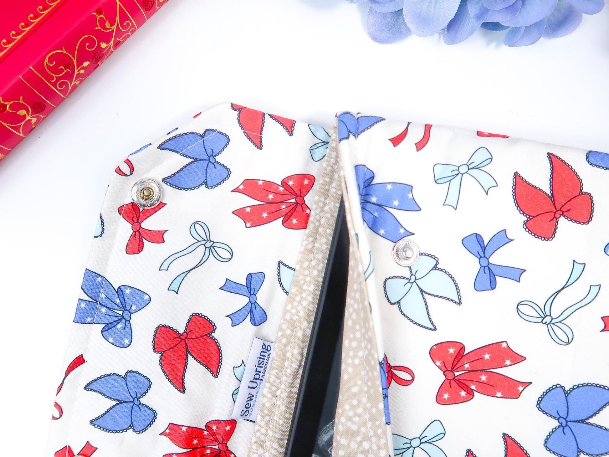 Protective padded book sleeve secure double snap closure. Kindle Sleeve, Paperwhite Oasis, Colorsoft, EReader Coquette red blue bow american