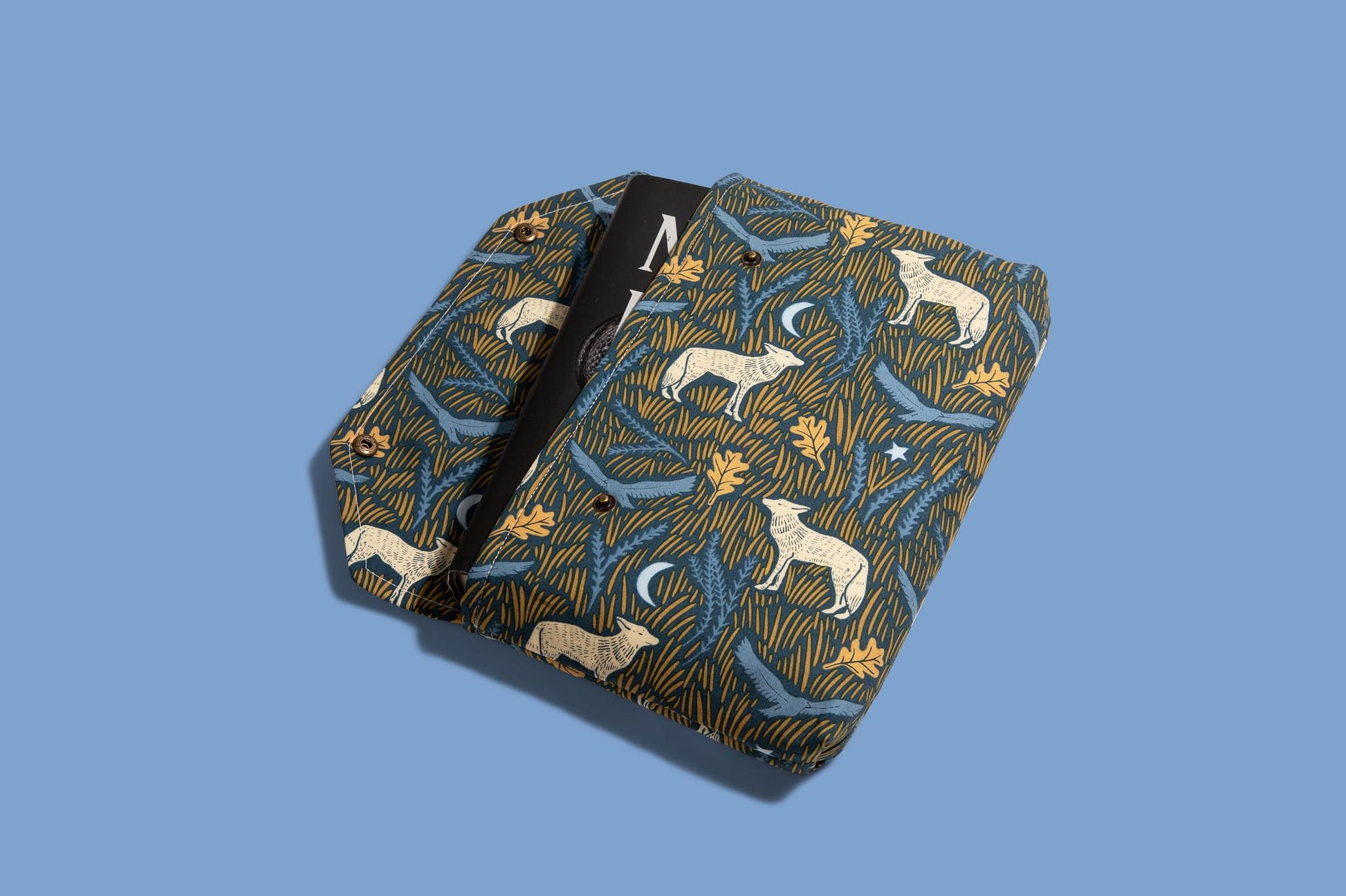 Envelope Book Sleeve with Closure Deluxe Book Sleeve Full cover High End Custom Gift BookTok Floral Designer Cream Wolf Men Protective book