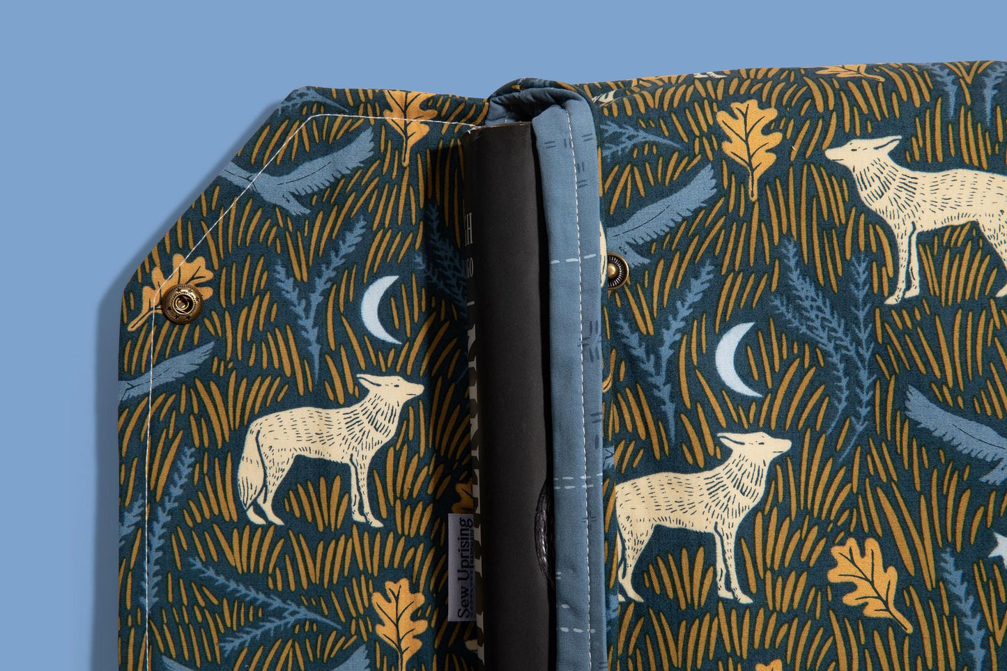 Envelope Book Sleeve with Closure Deluxe Book Sleeve Full cover High End Custom Gift BookTok Floral Designer Cream Wolf Men Protective book